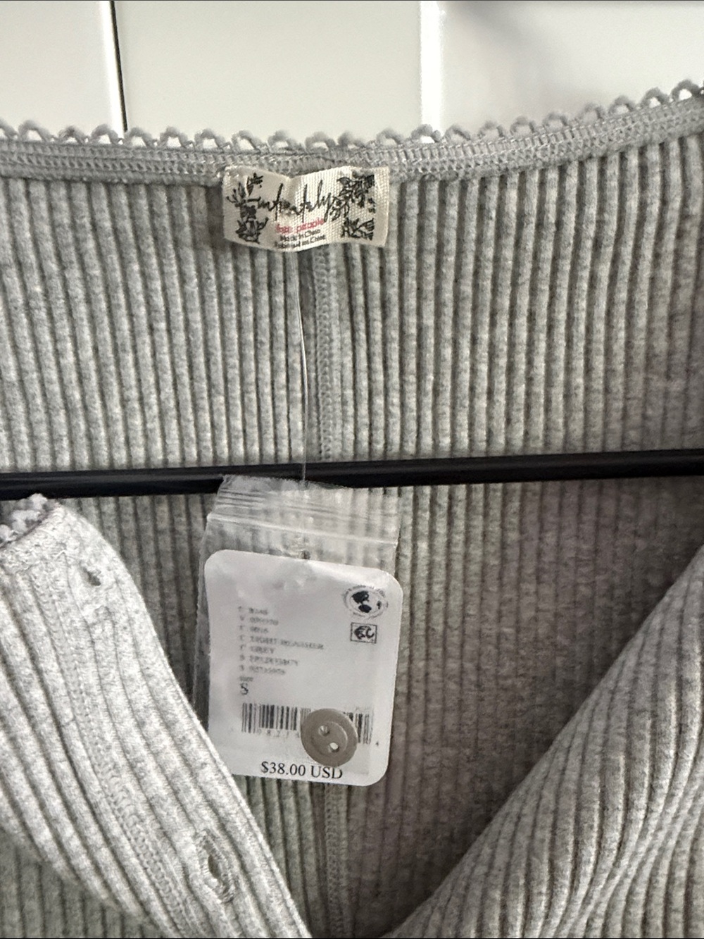 Intimately Light Gray Ribbed Button-Front Top Size Small - Picture 2 of 3